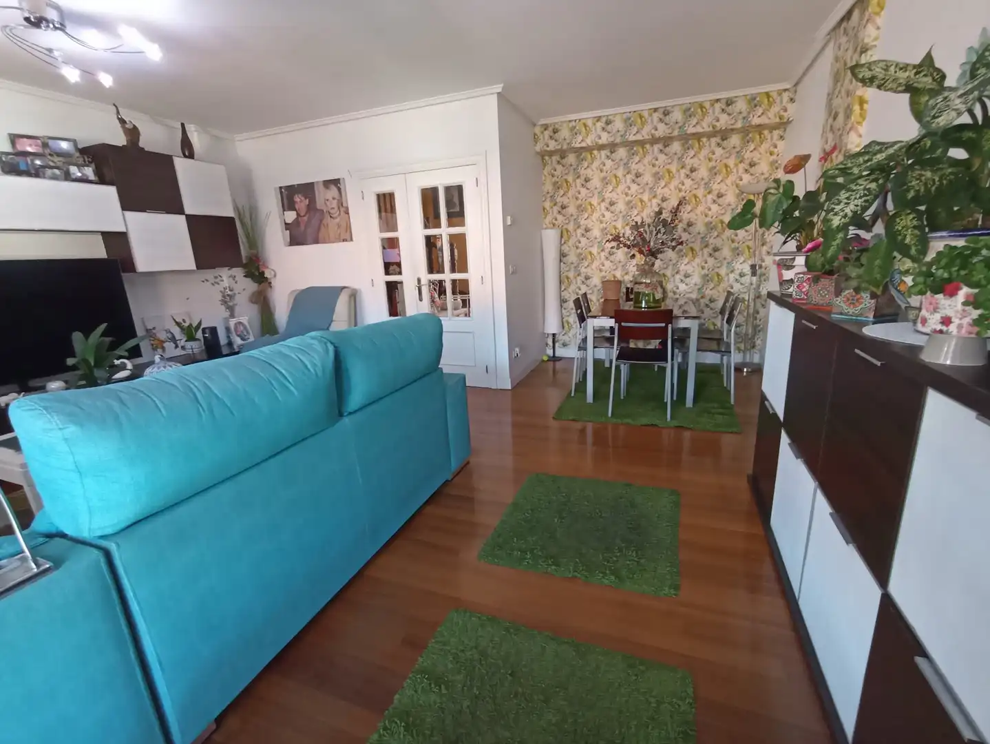 Sala de estar de Casa o chalet en venta en Castro-Urdiales con Calefacción, Jardín privado y Parquet