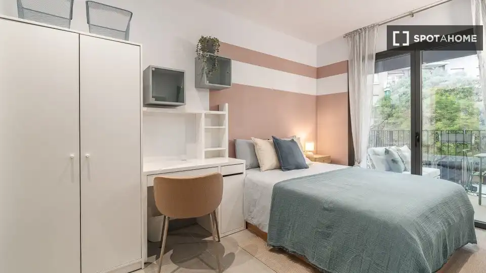 Habitació a Sants-Badal