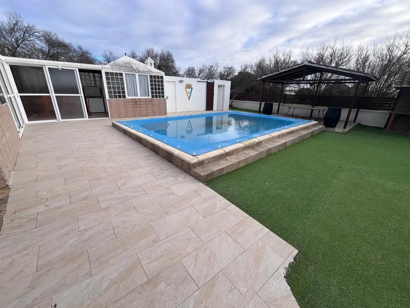 Piscina de Casa o chalet en venta en Chiclana de la Frontera con Aire acondicionado, Jardín privado y Parquet