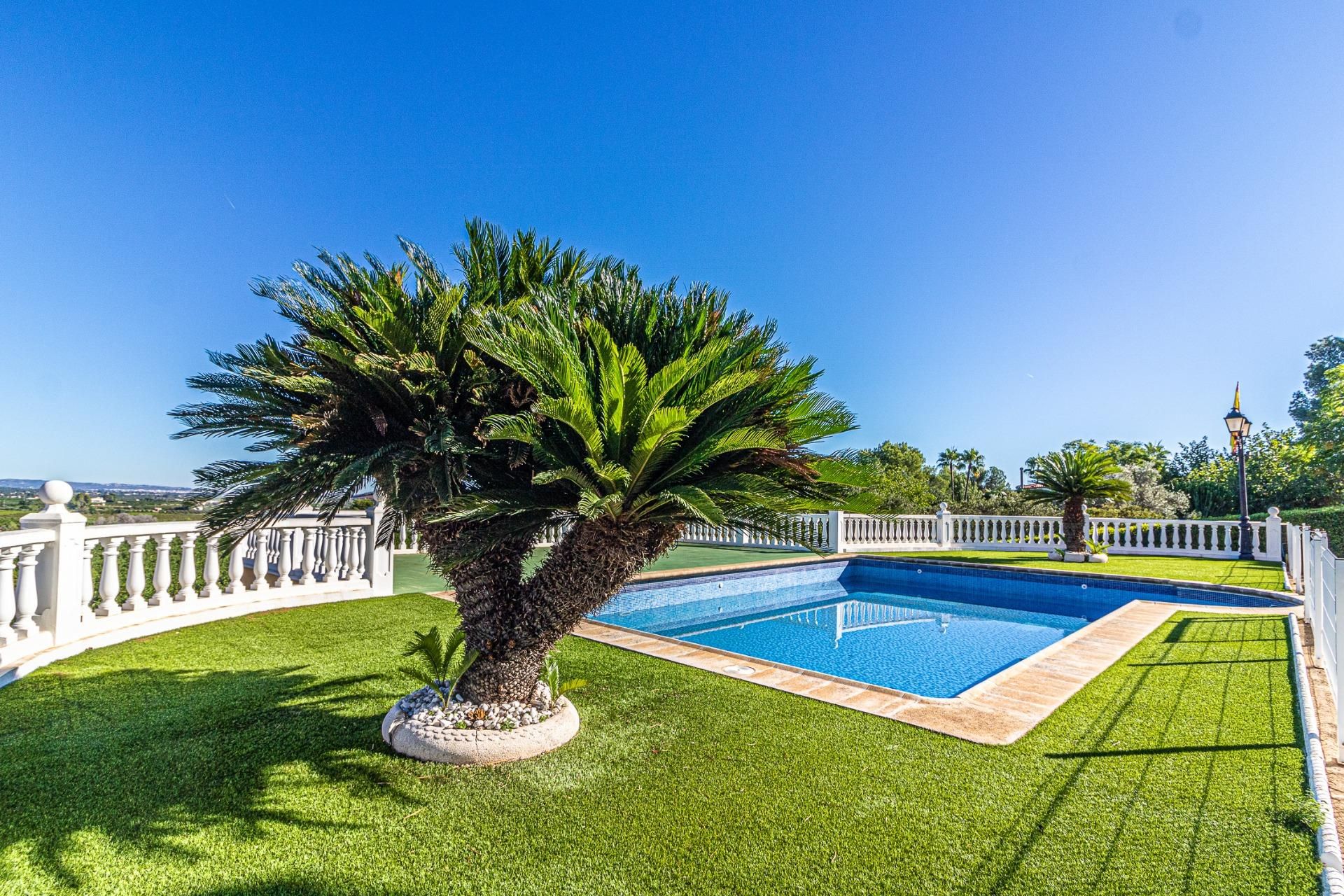 Swimming pool of House or chalet for sale in Alberic  with Air Conditioner, Private garden and Terrace