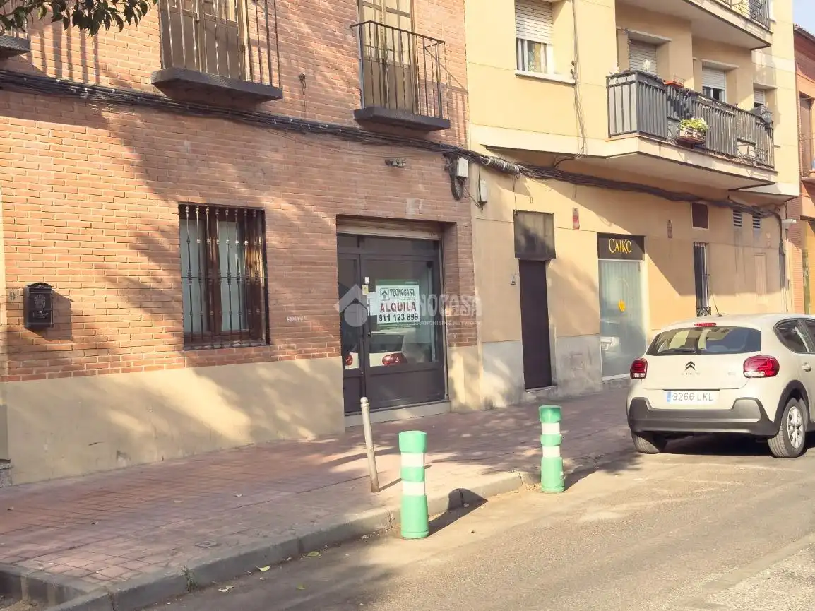 Außenansicht von Gebäude zur Miete in Alcalá de Henares