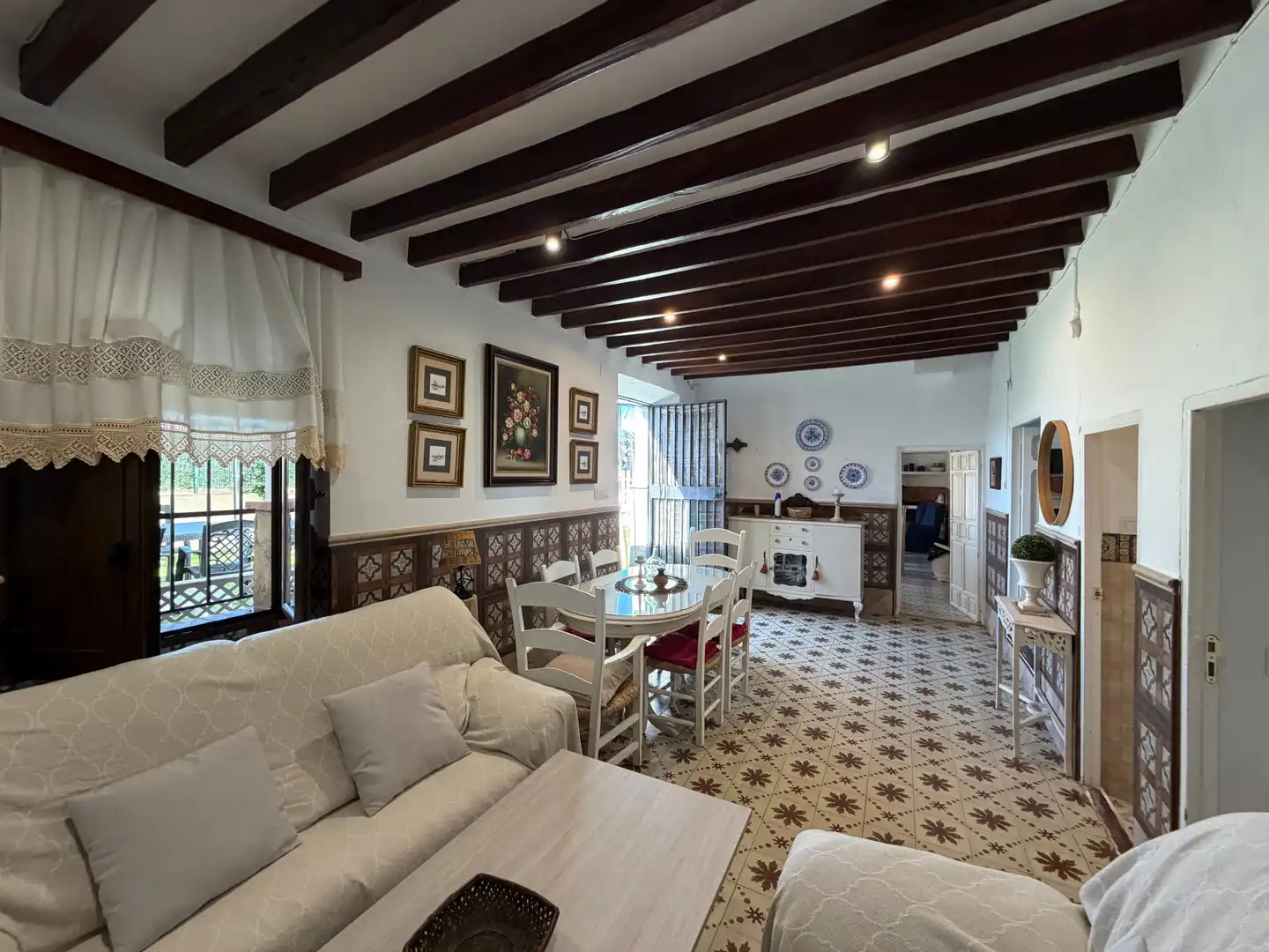 Sala d'estar de Finca rústica en venda en Villanueva del Trabuco amb Jardí privat, Terrassa i Traster