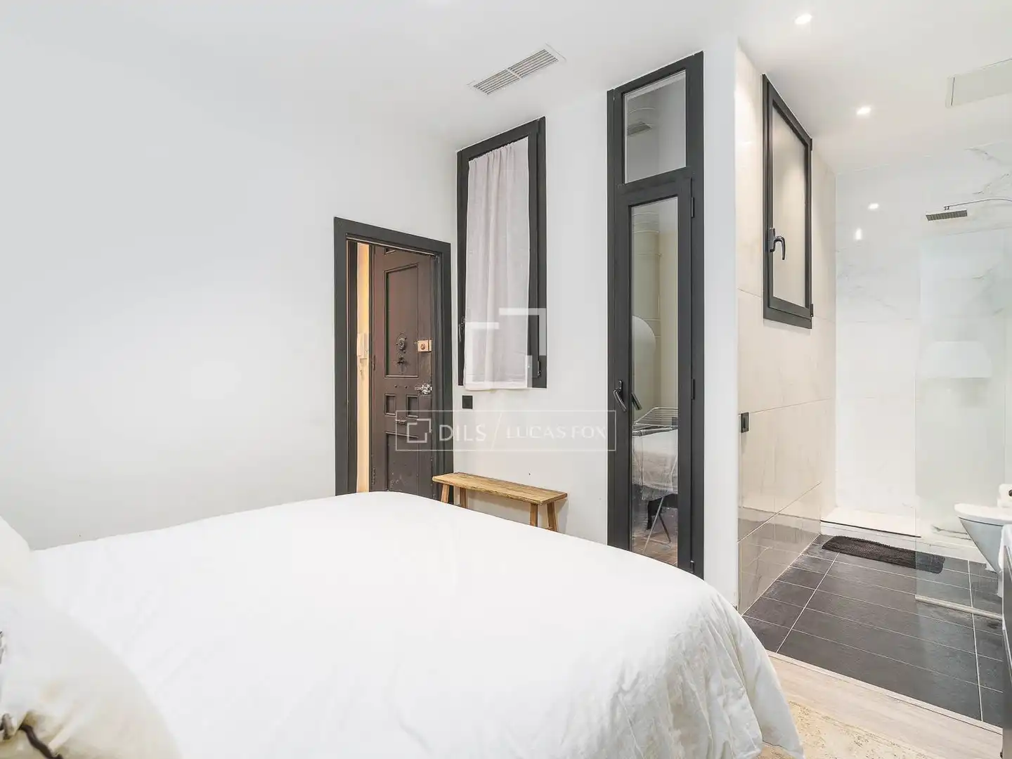 Habitación de Piso en venta en Barcelona con Aire acondicionado, Calefacción y Terraza