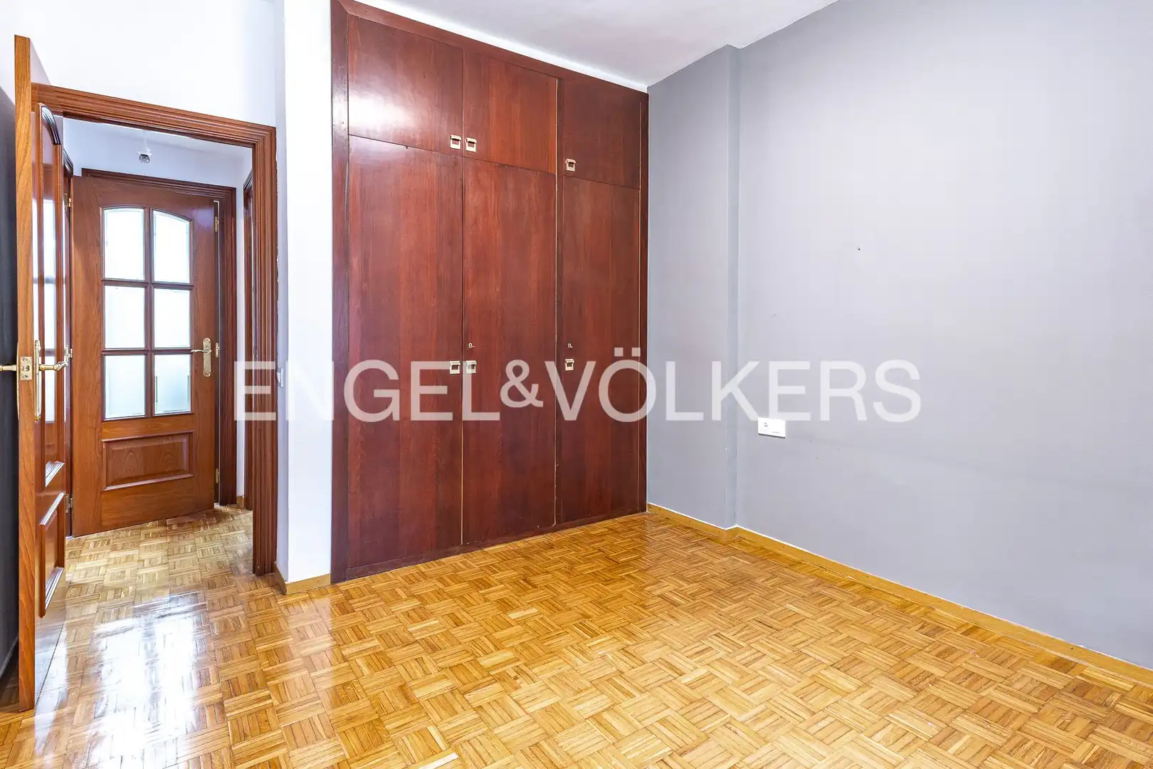 Schlafzimmer von Wohnung zum Verkauf in Barcelona mit Klimaanlage, Heizung und Parkett