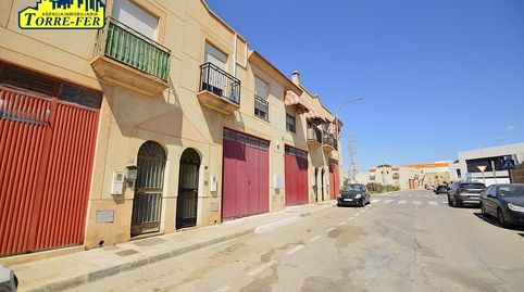 Foto 2 de Piso en venta en Calle Descartes, 57, Huércal de Almería, Almería