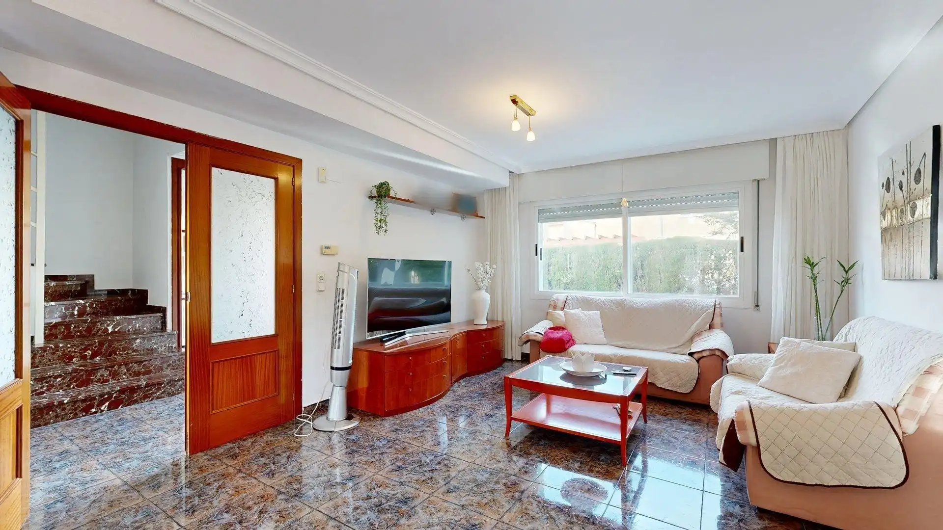 Sala d'estar de Casa adosada en venda en Figueruelas, Zaragoza