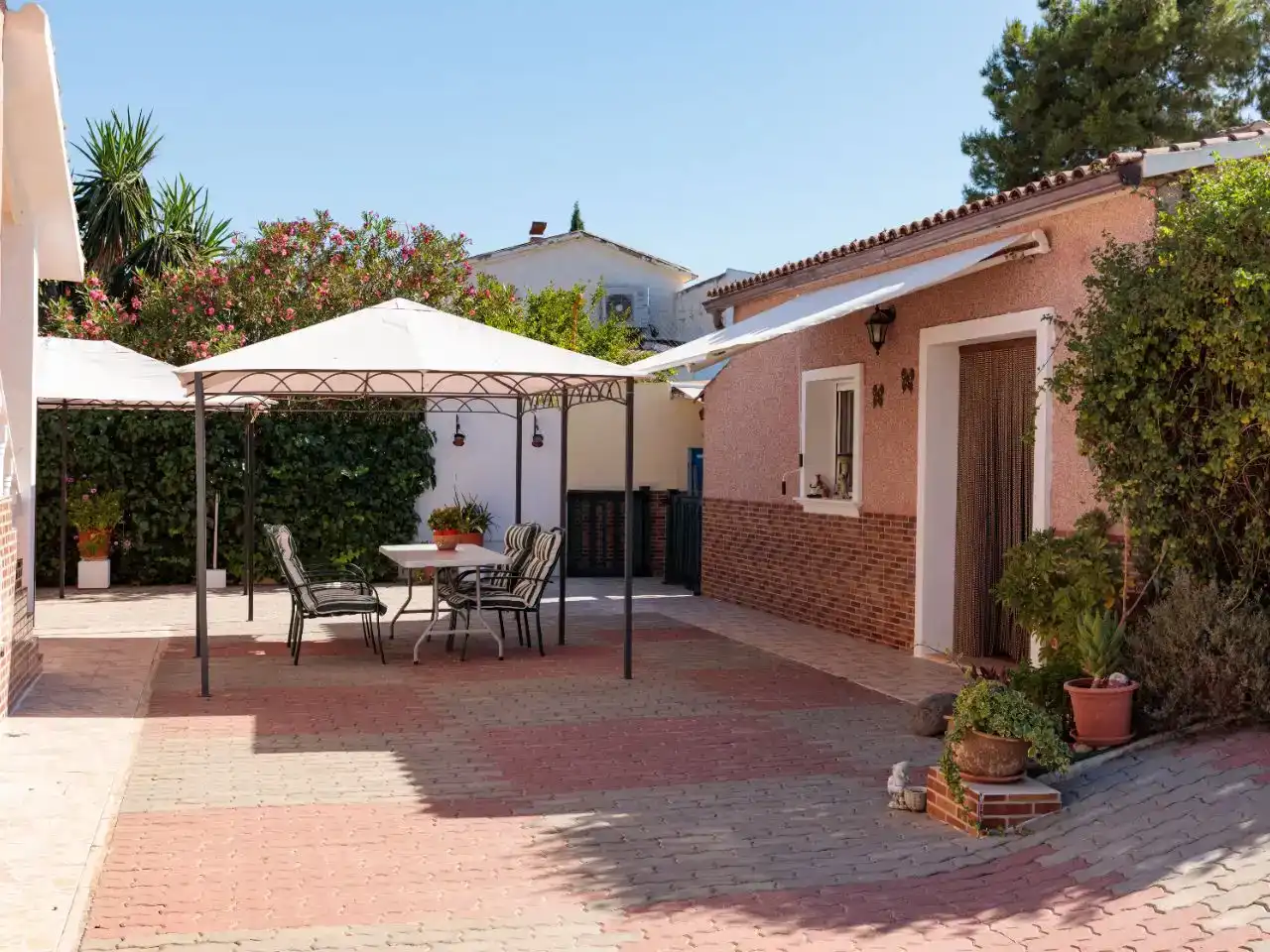 Terrassa de Casa o xalet en venda en Alicante / Alacant amb Aire condicionat i Balcó