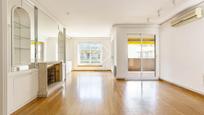 Exterior view of Flat for sale in  Barcelona Capital  with Air Conditioner, Heating and Parquet flooring