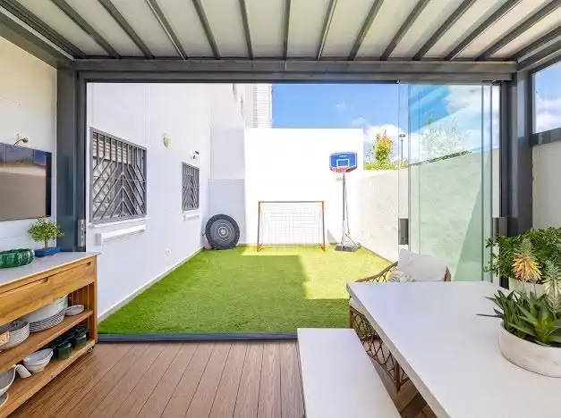Terrassa de Planta baixa en venda en Torremolinos amb Aire condicionat, Calefacció i Jardí privat