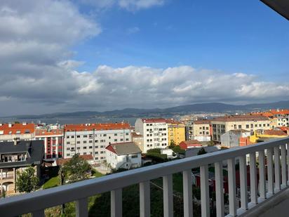 Vista exterior de Pis en venda en Vigo  amb Terrassa i Balcó