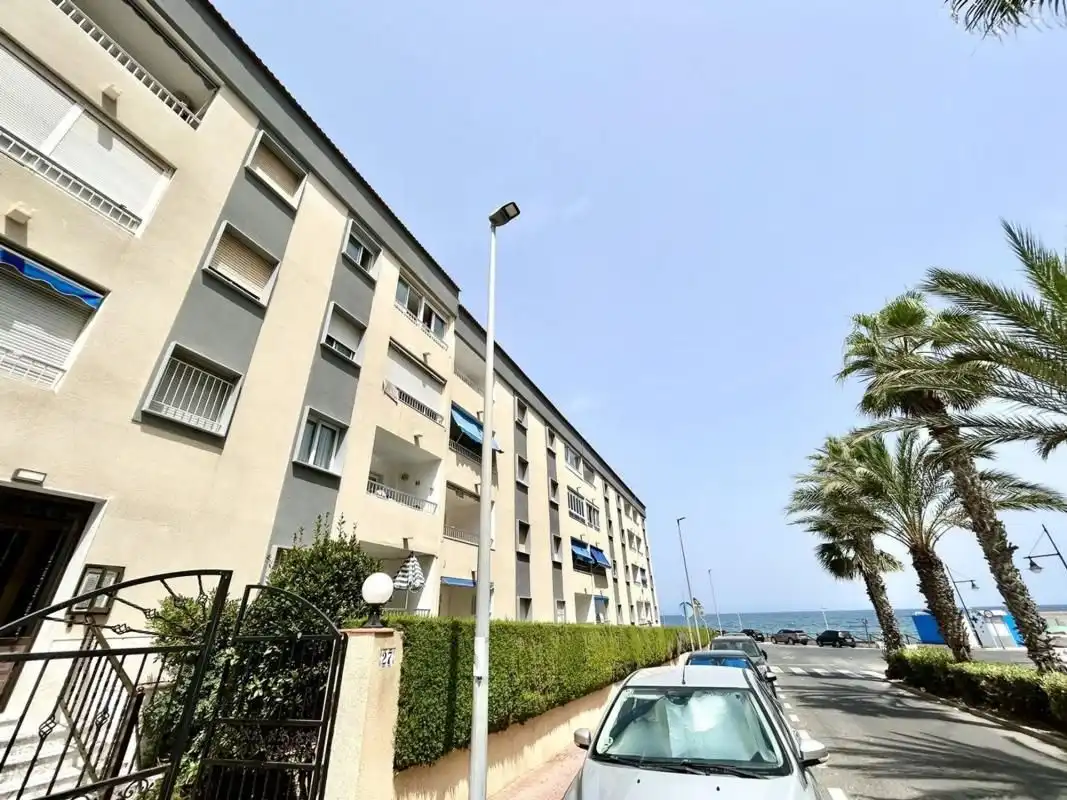 Apartament amb piscina en venda a Orihuela Costa, imagen 2