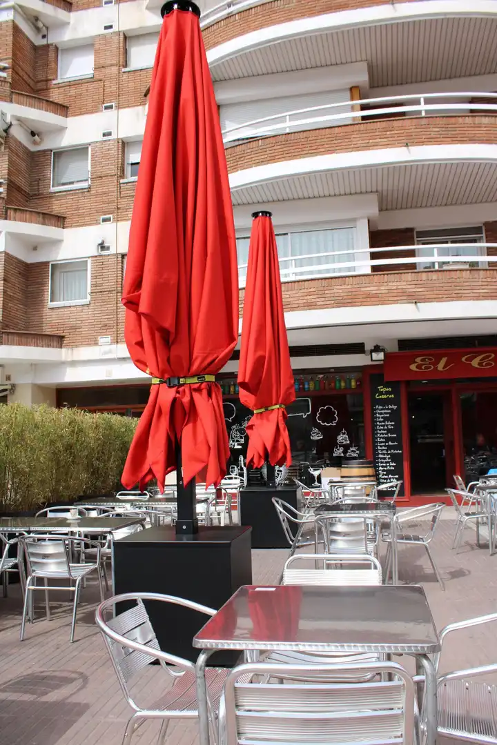 Local commercial à louer à La Roca del Vallès, imagen 8