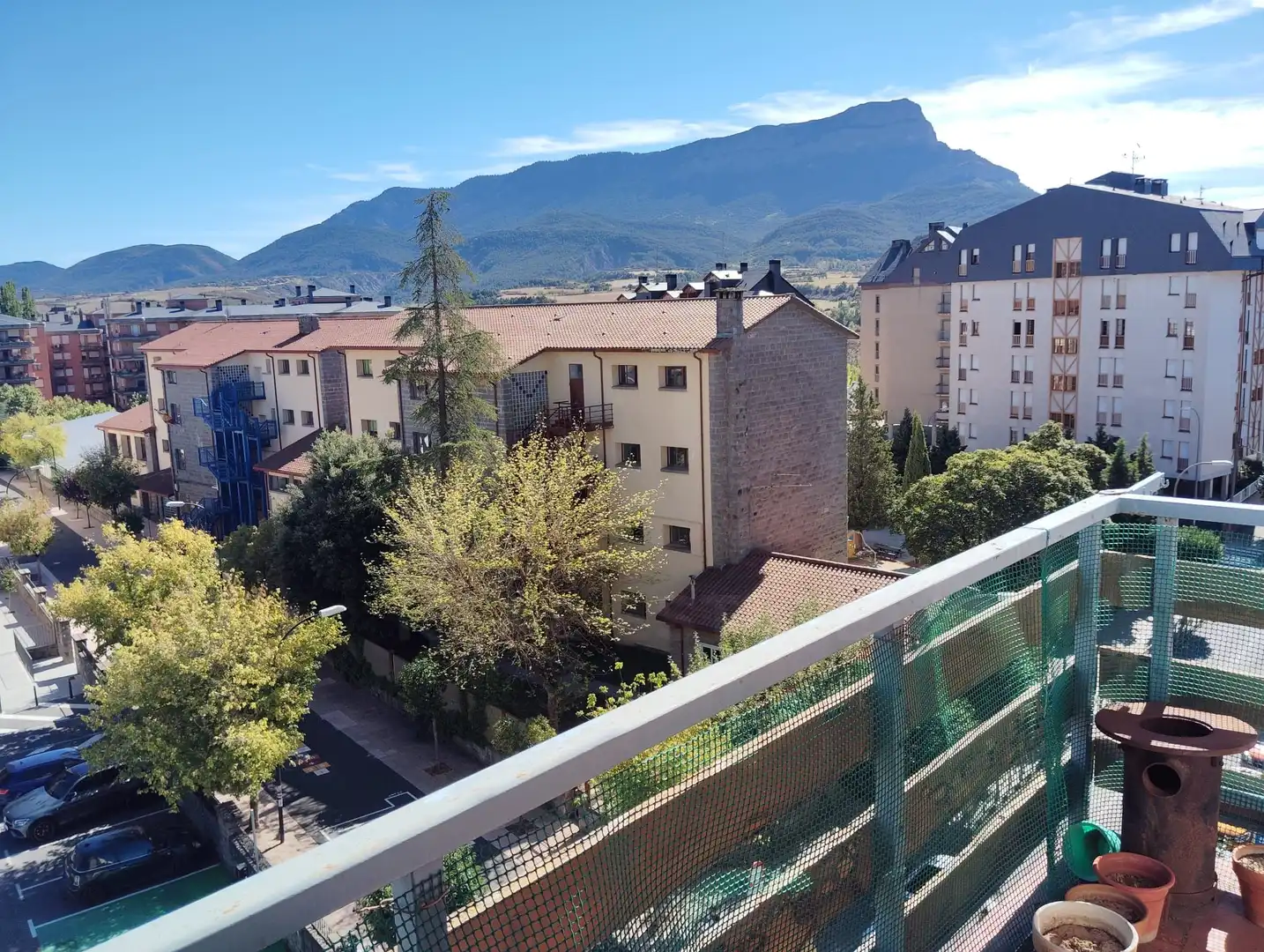Exterior view of Flat for sale in Casco Urbano
