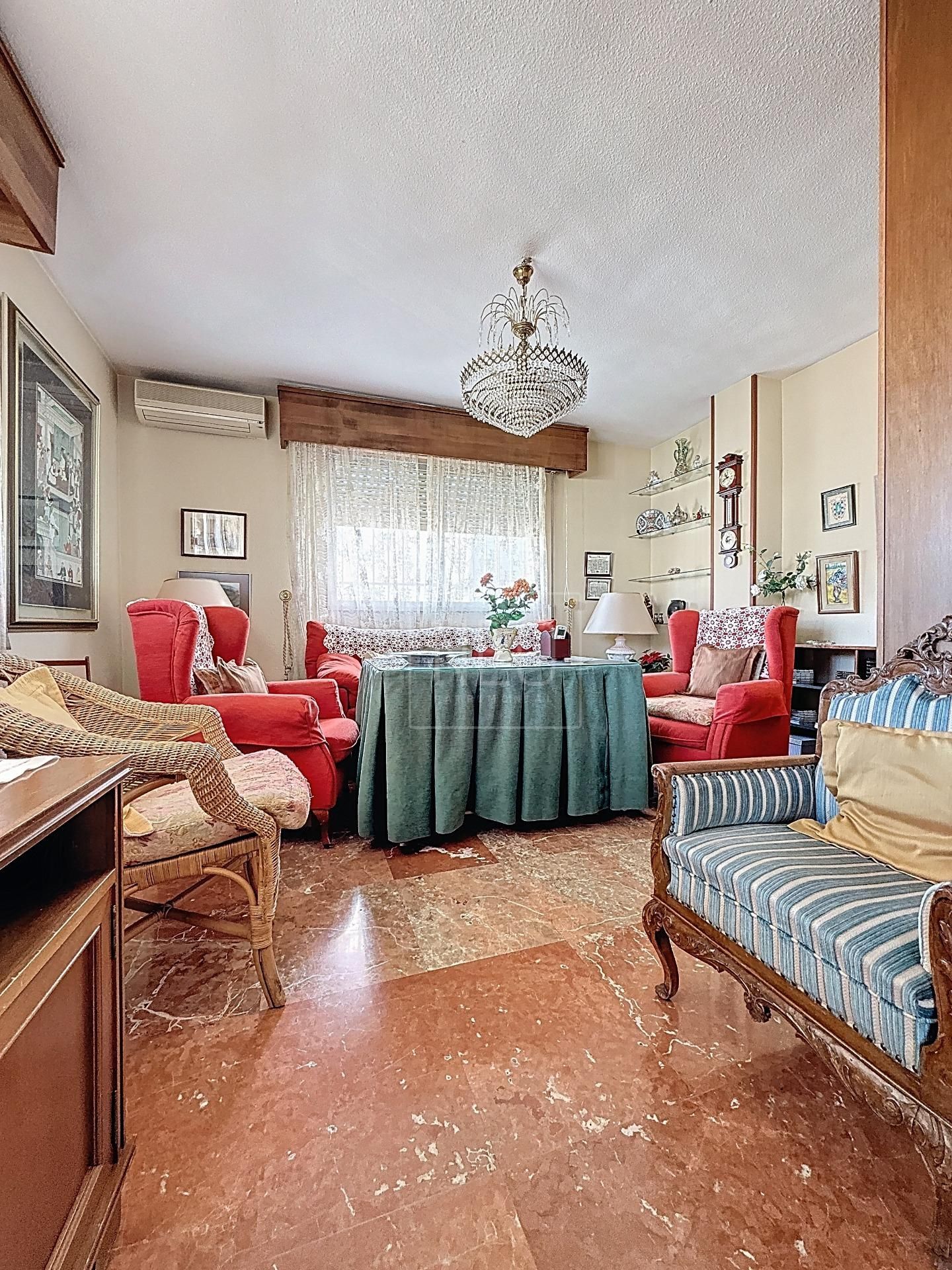 Living room of Attic for sale in  Granada Capital  with Air Conditioner, Terrace and Balcony