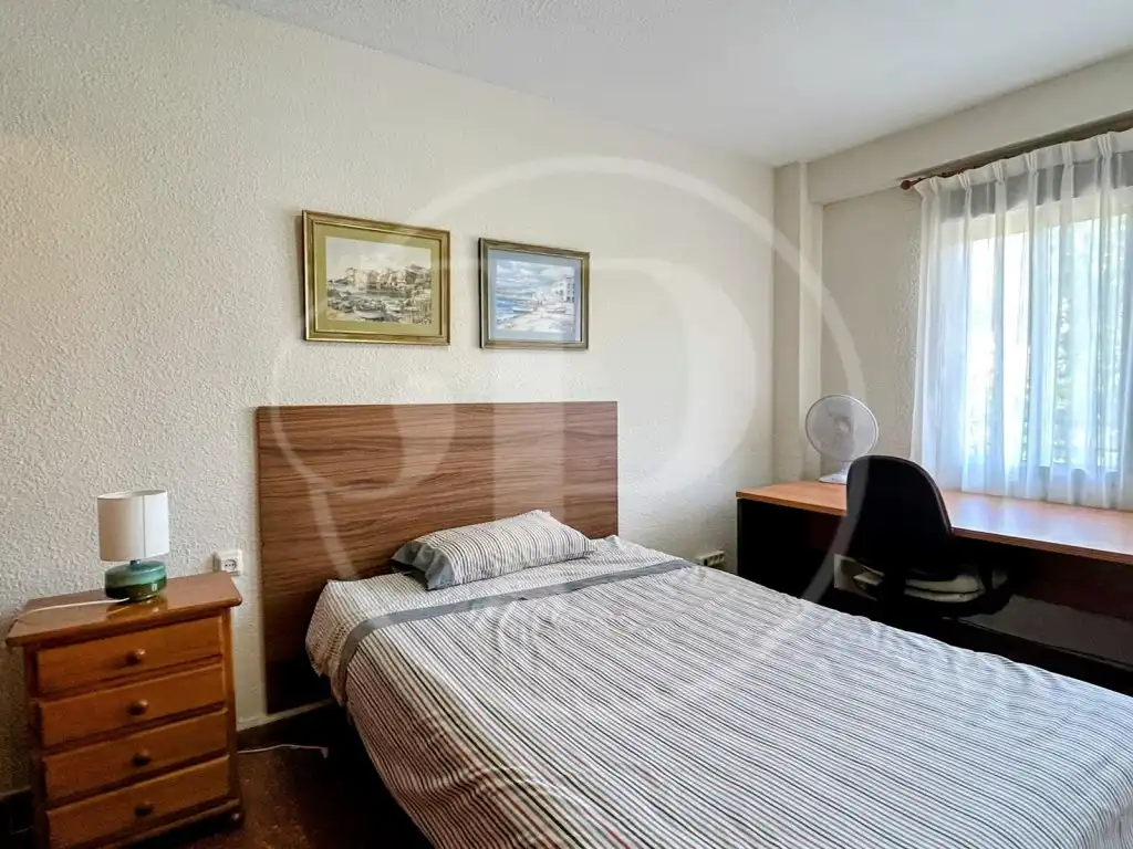 Schlafzimmer von Wohnungen zum Verkauf in Valencia mit Klimaanlage und Balkon