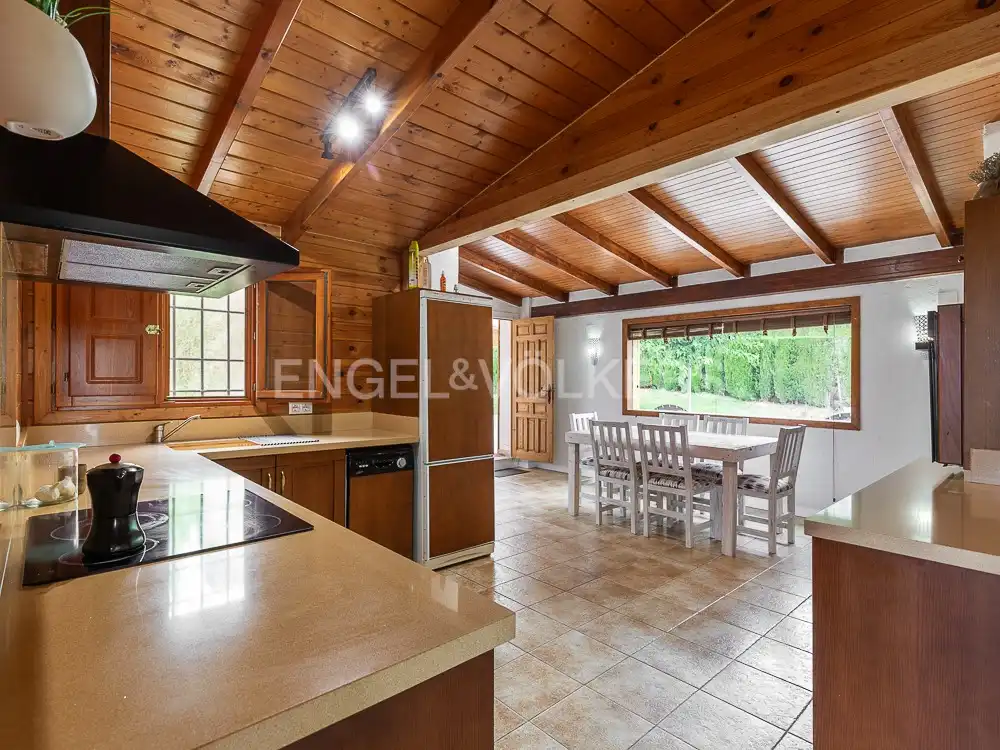 Cocina de Casa o chalet de alquiler en Torrent con Aire acondicionado, Calefacción y Jardín privado