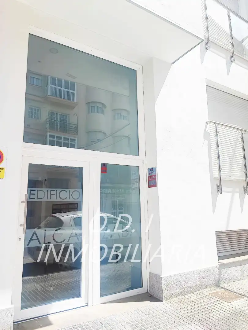 Flat with lift to rent in Avenida de España 50, imagen 2