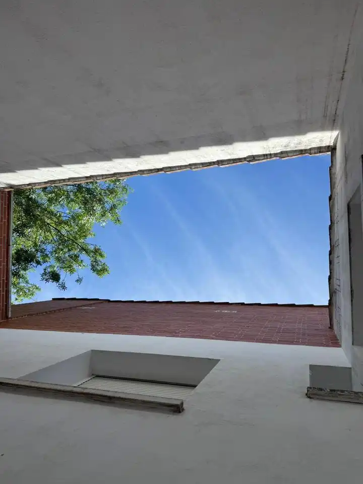 Außenansicht von Haus oder Chalet zum Verkauf in Galapagar mit Klimaanlage, Heizung und Privatgarten
