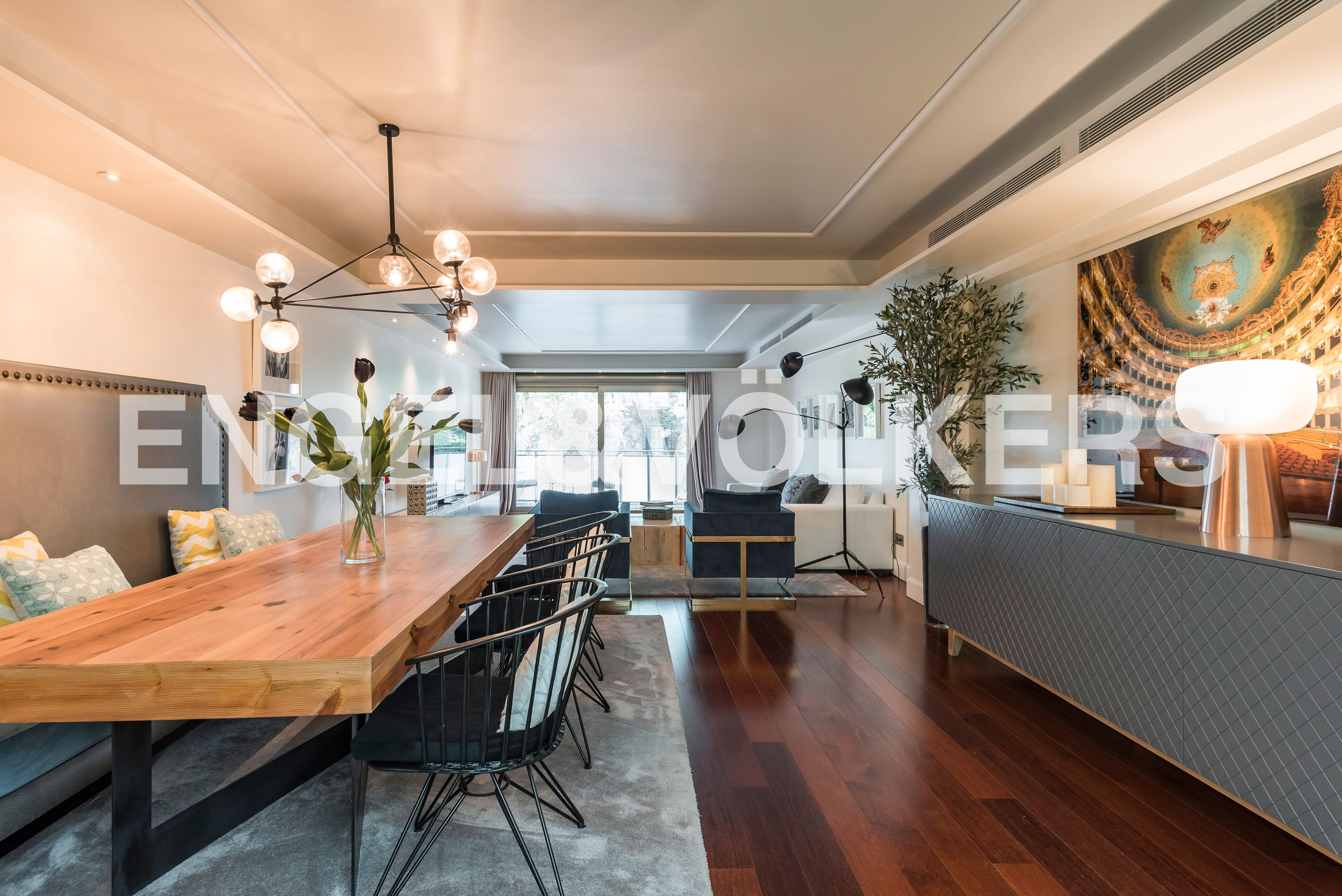 Dining room of Apartment to rent in  Madrid Capital  with Air Conditioner, Heating and Private garden