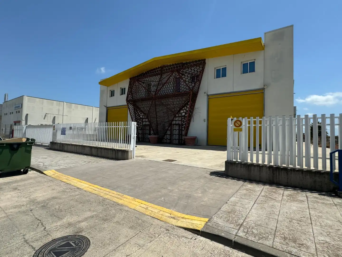 Nau industrial en venda a Calle Carnissers