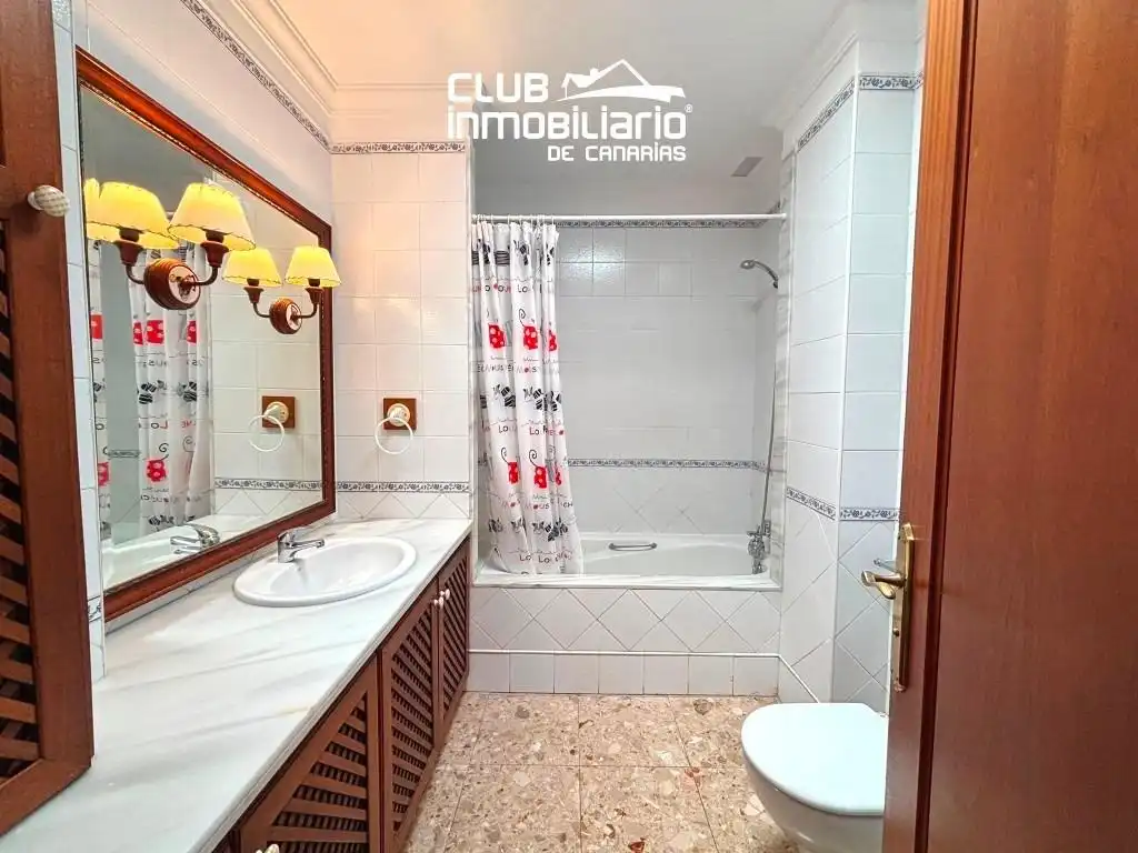 Bathroom of Flat for rent in Santa Cruz de Tenerife  with Terrace