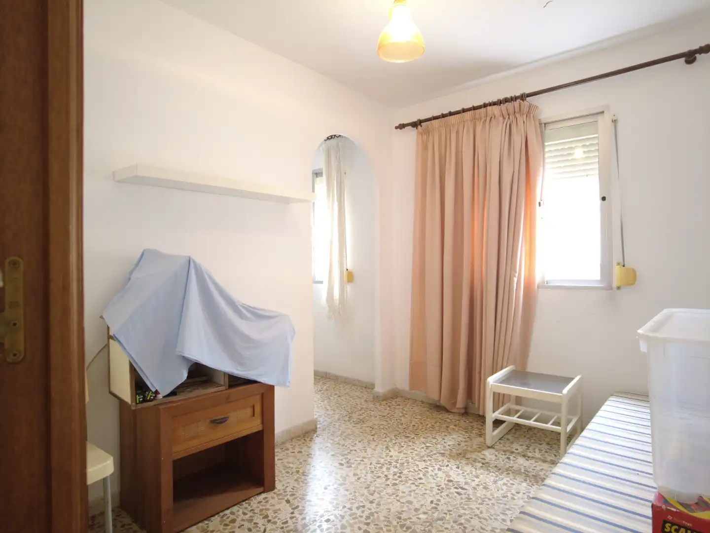 Habitación de Piso en venta en Marbella con Amueblado y Balcón