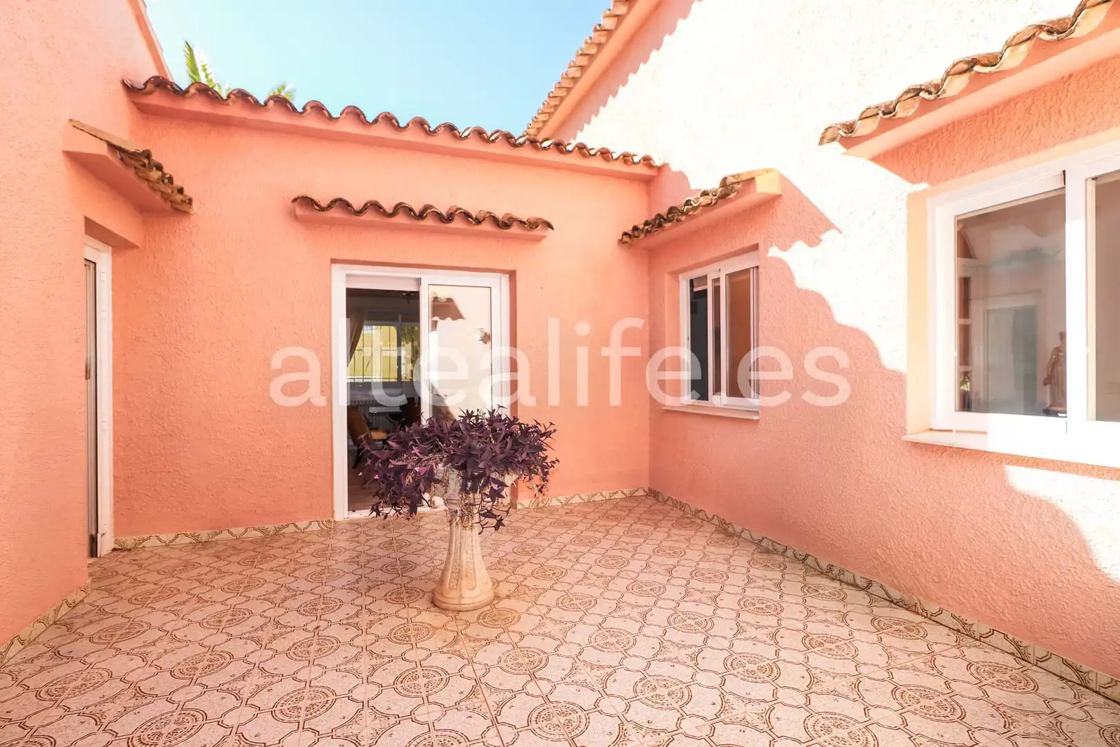 Exterior view of Houses for sale in L'Alfàs del Pi  with Air Conditioner, Heating and Private garden