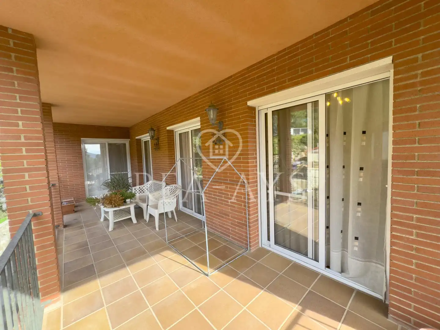 Vista exterior de Casa o chalet en venta en Vallirana con Aire acondicionado, Calefacción y Jardín privado