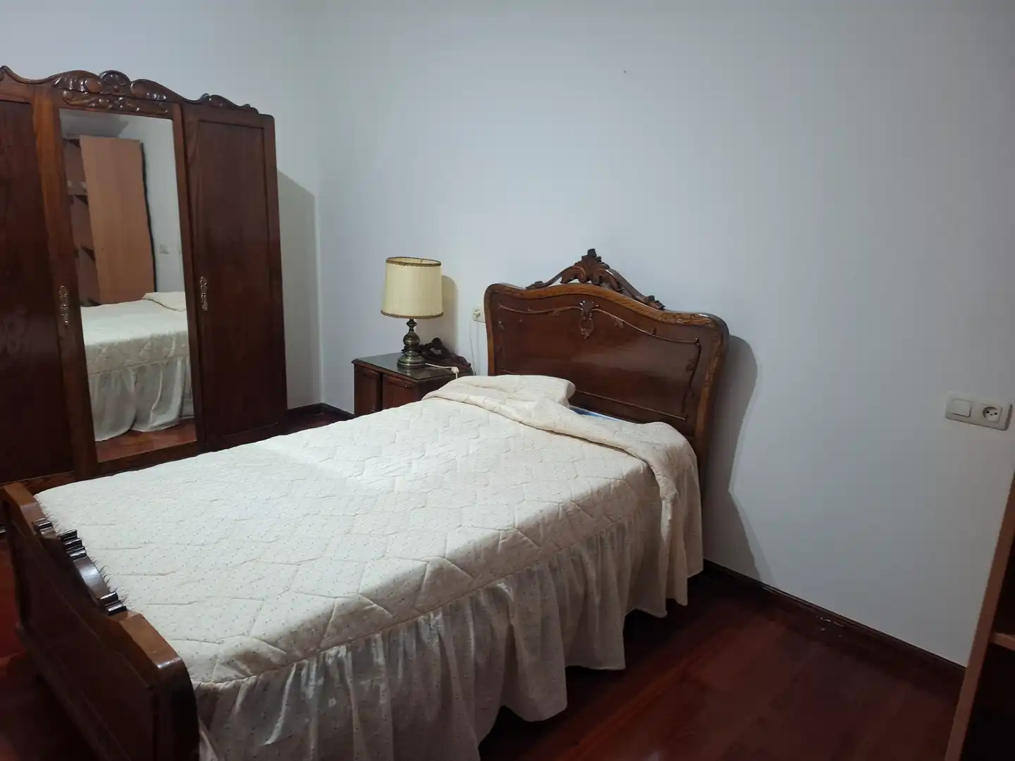 Habitación de Casa o chalet en venta en Viveiro, Lugo