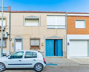 Vista exterior de Casa adosada en venda en  Almería Capital amb Aire condicionat i Terrassa
