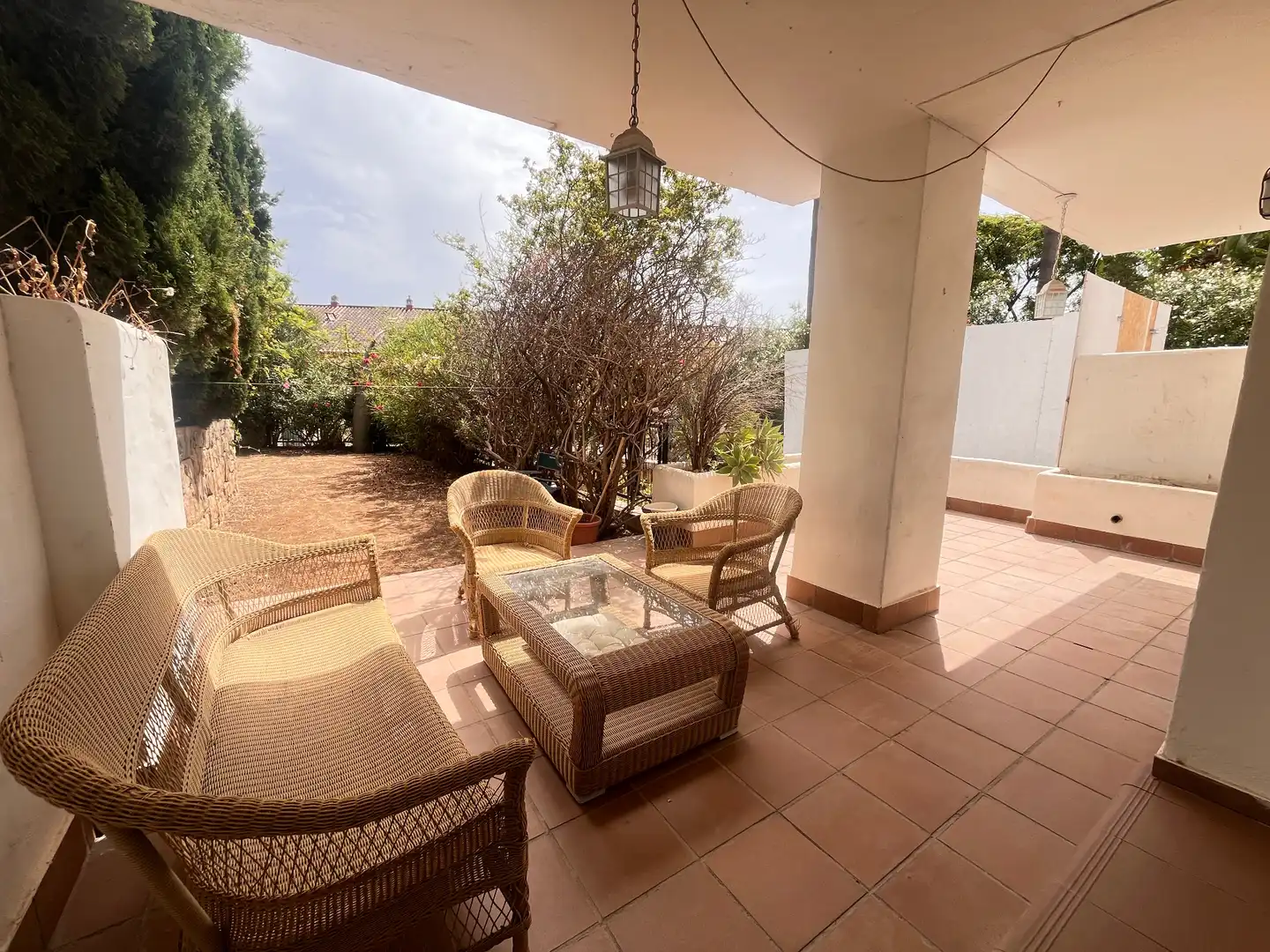 Terrassa de Casa adosada en venda en Marbella amb Jardí privat, Terrassa i Moblat