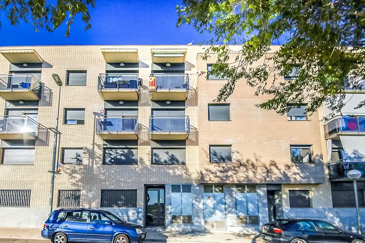Flat with terrace for sale in Carrer Marina, imagen 2