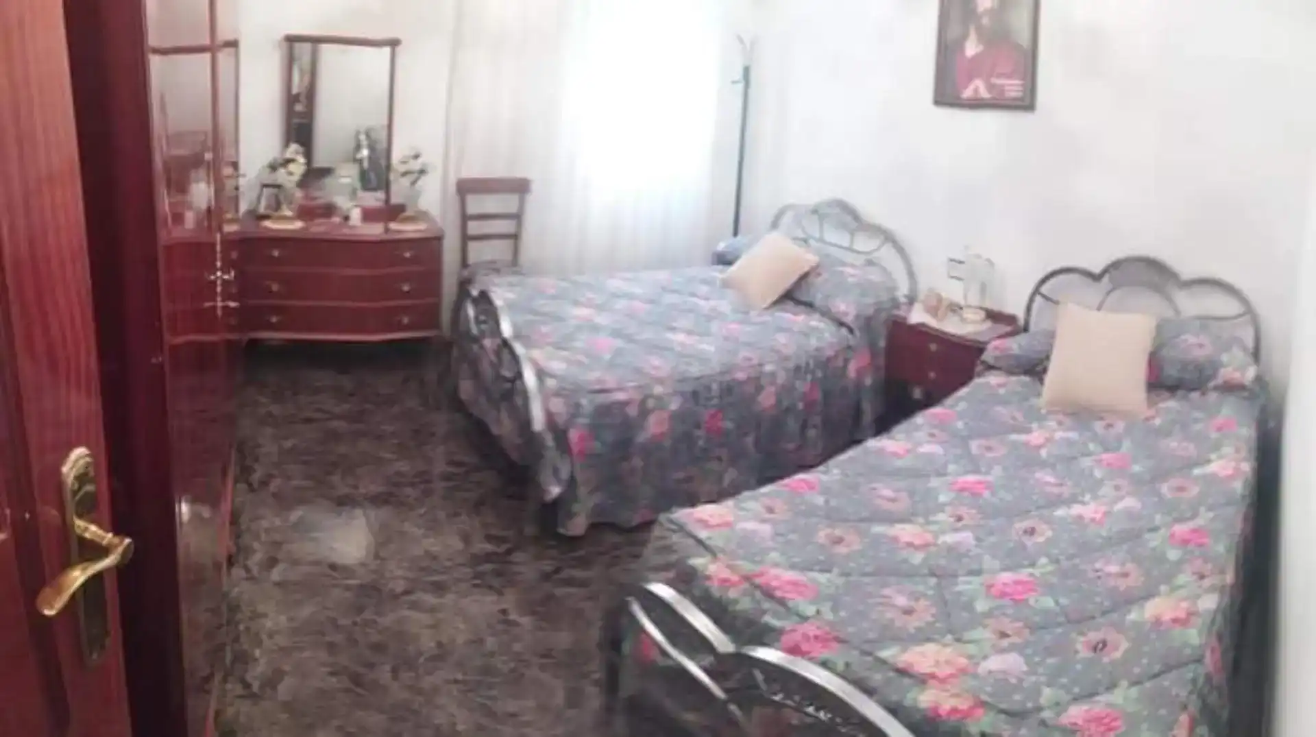 Dormitori de Casa adosada en venda en Jimena amb Aire condicionat i Balcó