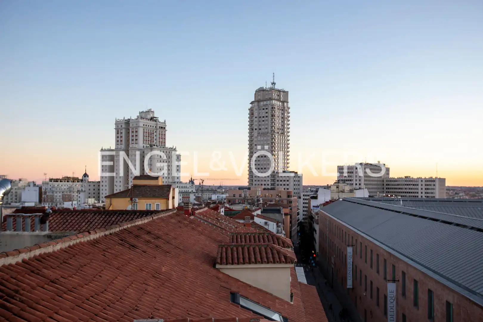 Terrassa de Àtic en venda en Madrid amb Aire condicionat, Calefacció i Terrassa