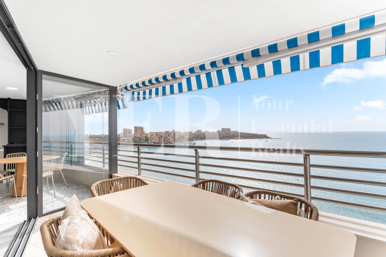 Terrace of Flat for sale in Alicante / Alacant  with Air Conditioner, Terrace and Furnished