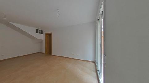 Foto 3 de Dúplex en venda a Carrer de Castillejos, Bufalà, Badalona