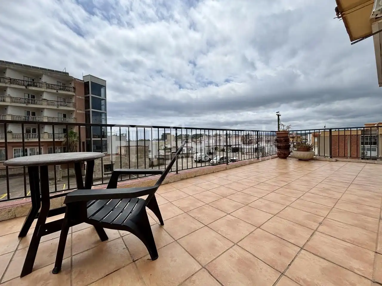 Flat for sale in Centre
