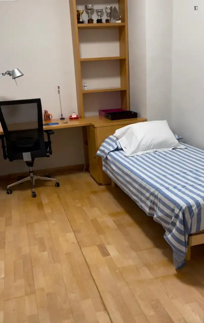 Schlafzimmer von Wohnungen zur untervermieten in Barcelona mit Klimaanlage, Heizung und Möbliert