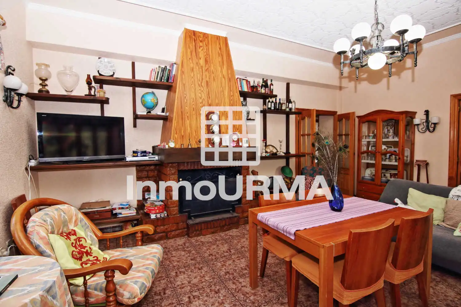 Sala de estar de Casa o chalet en venta en Elda con Aire acondicionado, Calefacción y Jardín privado