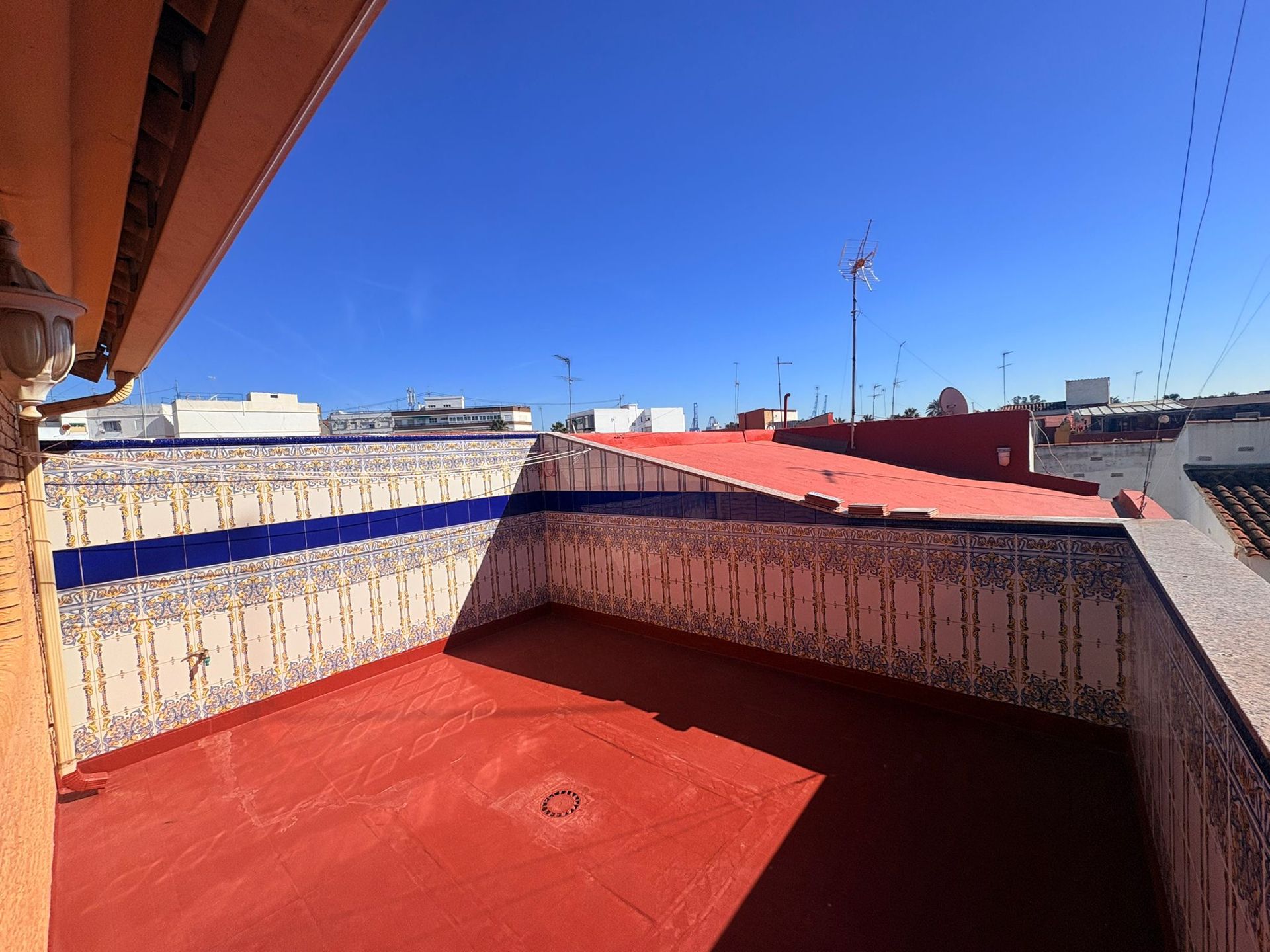 Terrassa de Casa o xalet en venda en  Valencia Capital amb Calefacció, Terrassa i Balcó