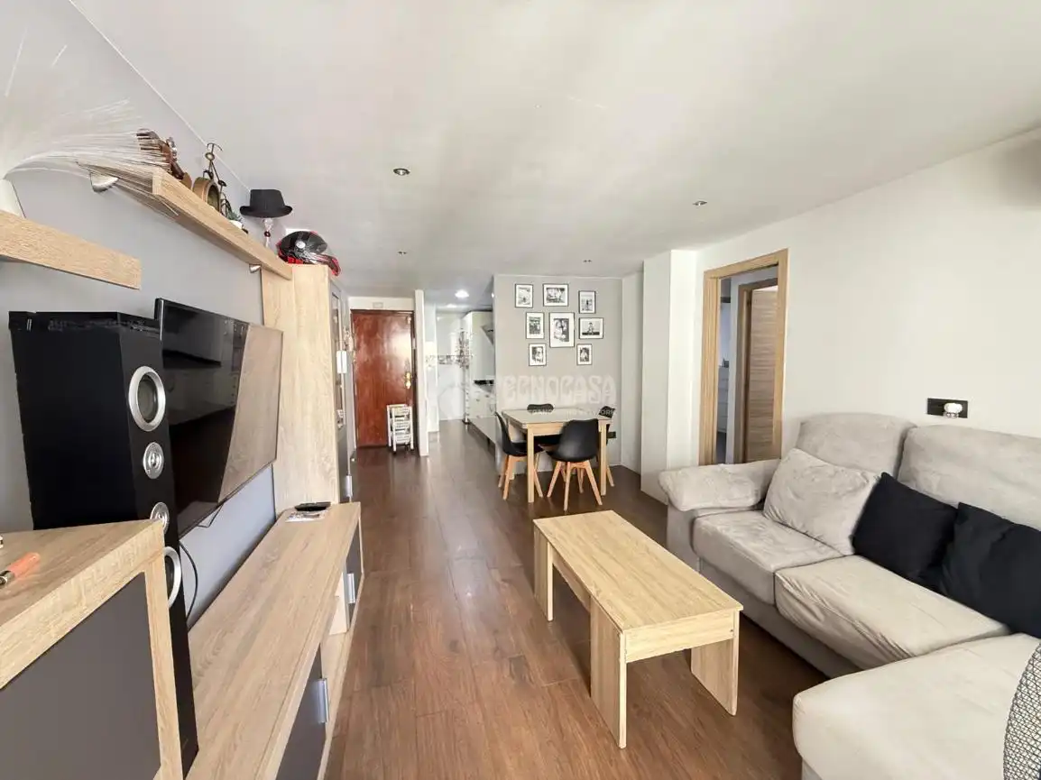 Wohnzimmer von Wohnung zum Verkauf in Huelva mit Klimaanlage und Heizung