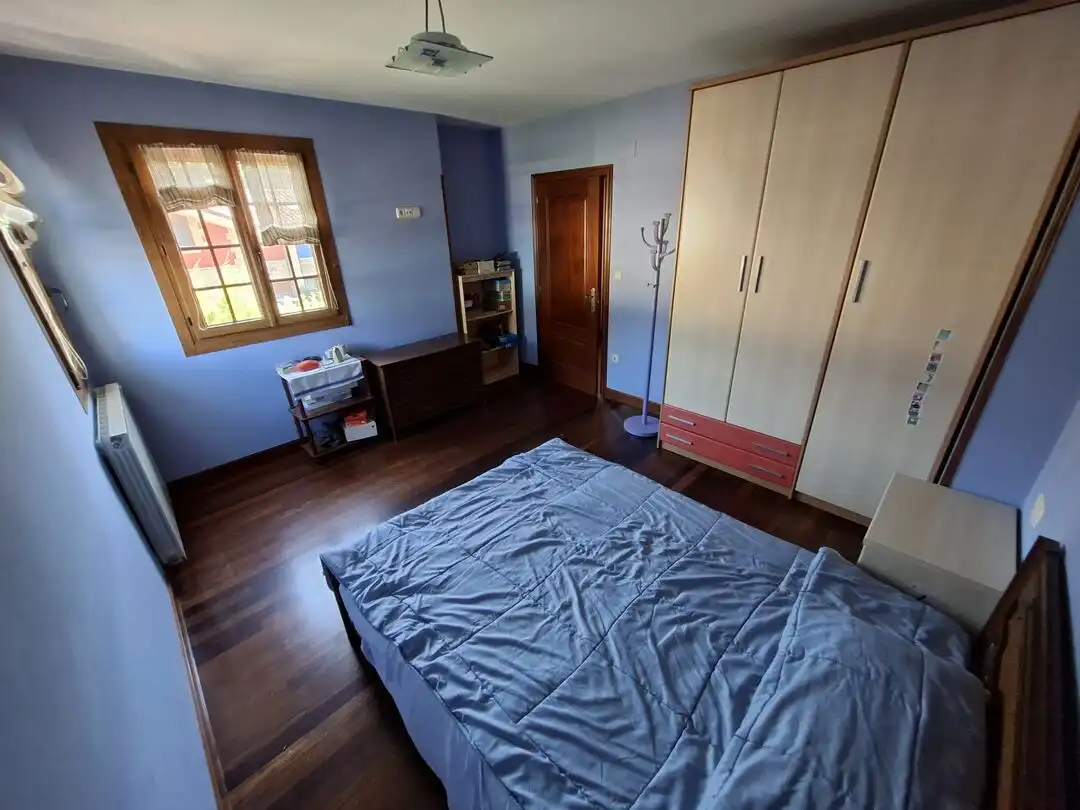 Habitación de Casa adosada en venta en Markina-Xemein con Calefacción, Jardín privado y Amueblado