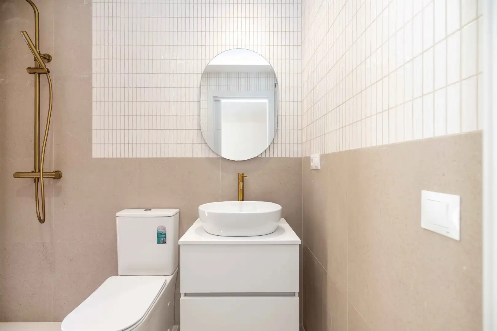 Baño de Apartamento en venta en Málaga con Aire acondicionado, Calefacción y Terraza