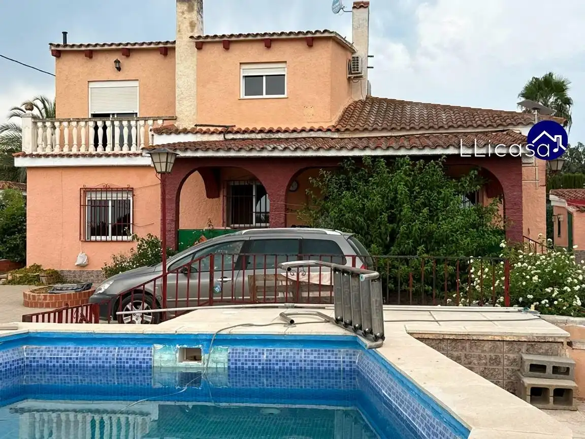 Xalet amb terrassa en venda a Vilamarxant, imagen 4
