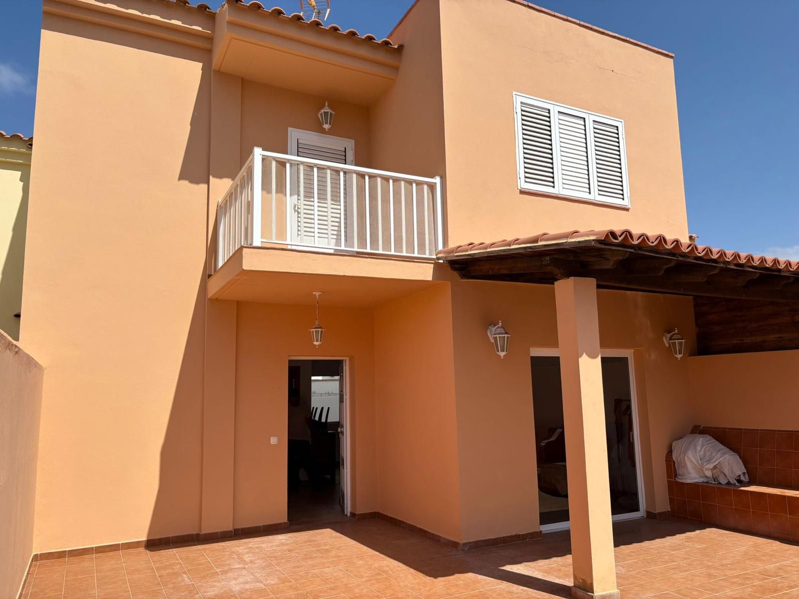 Exterior view of Single-family semi-detached for sale in Tuineje  with Terrace and Balcony