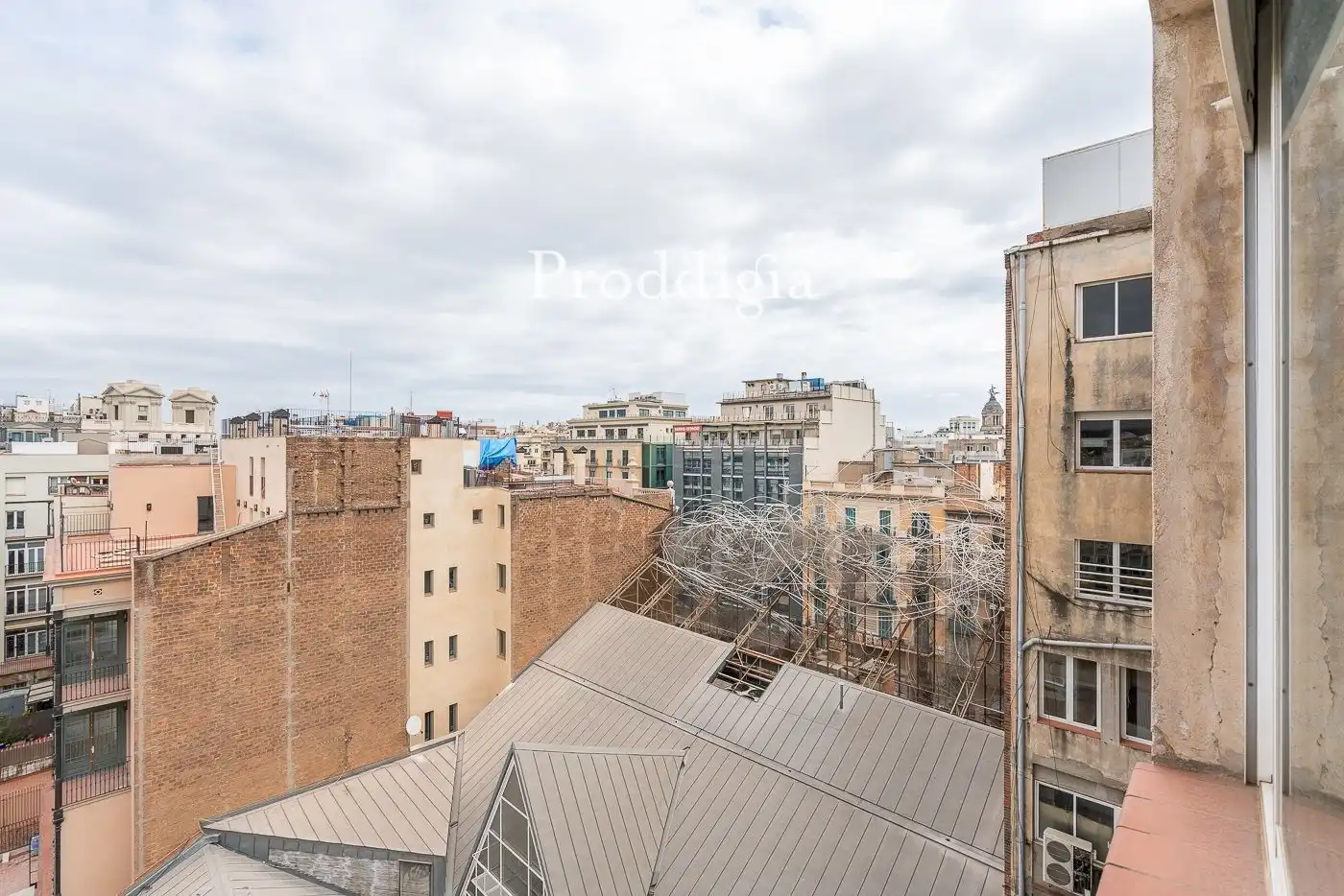 Exterior view of Office for rent in Barcelona  with Air Conditioner and Heating