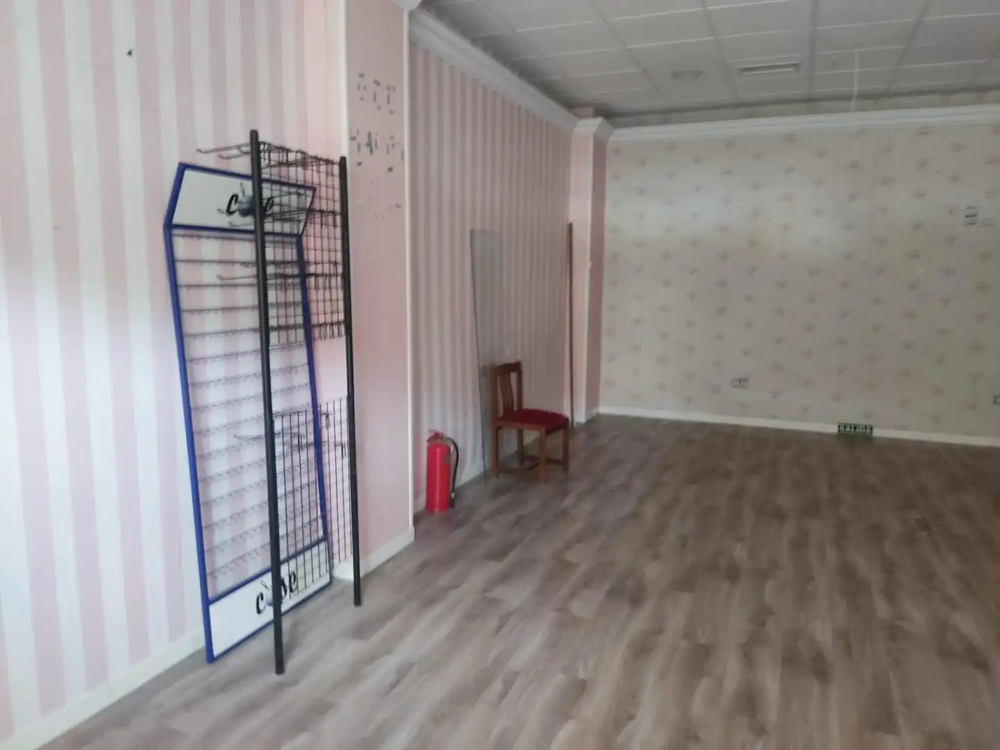 Commercial properties for rent in Granada  with Air Conditioner