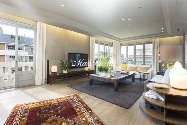 Piso en Alquiler en Sant Gervasi- Galvany