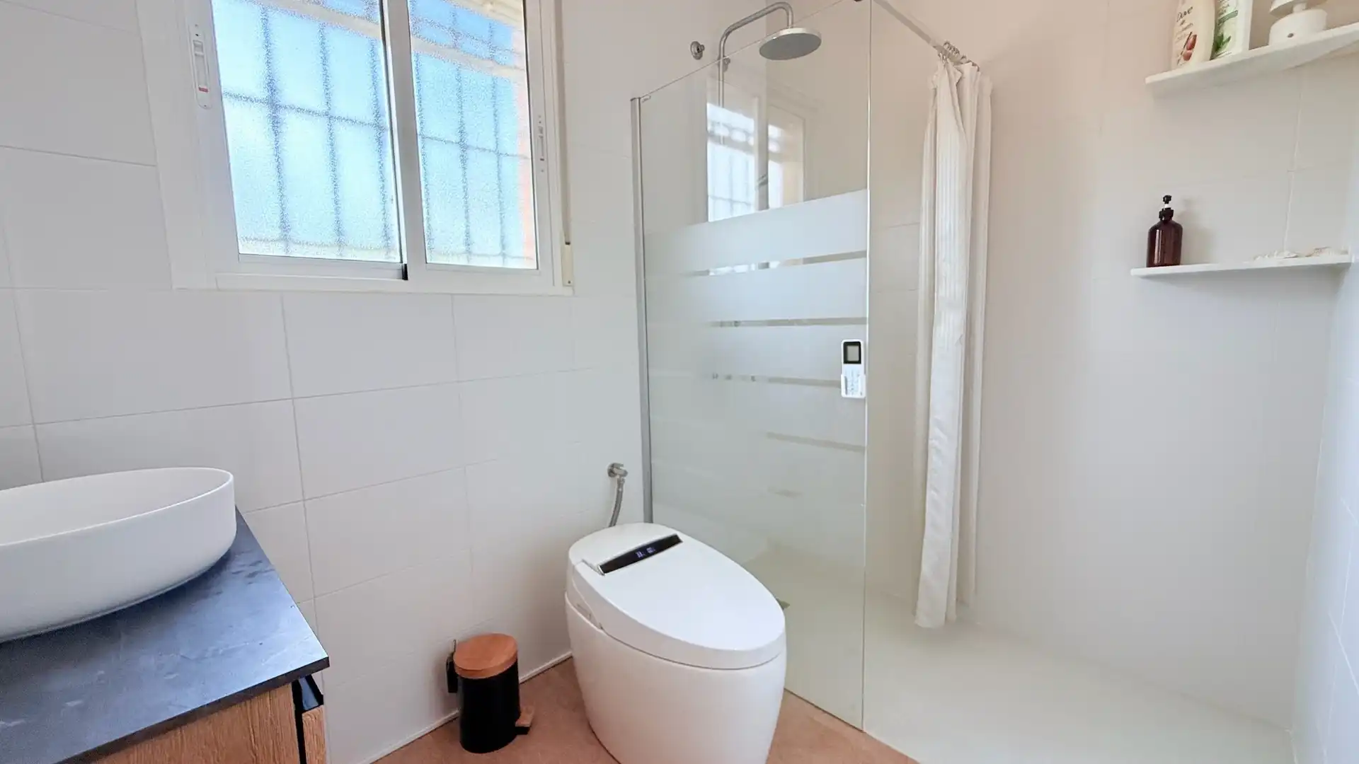 Baño de Casa o chalet en venta en Catral con Aire acondicionado, Calefacción y Jardín privado