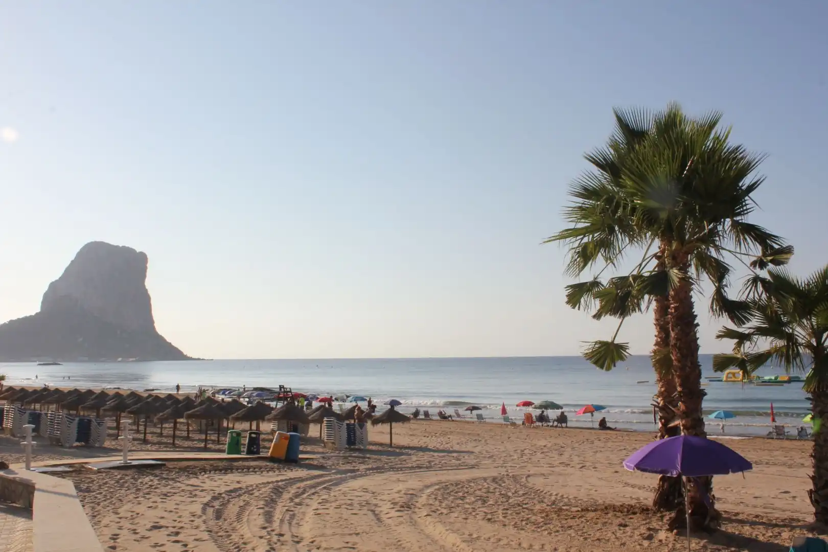 Vista exterior de Planta baixa en venda en Calpe / Calp amb Aire condicionat, Terrassa i Balcó